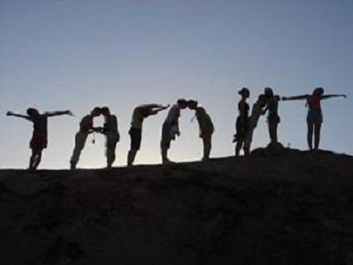 Photo courtesy of Wikimedia Commons. Jewish young adults on Birthright spell out Taglit using their bodies.